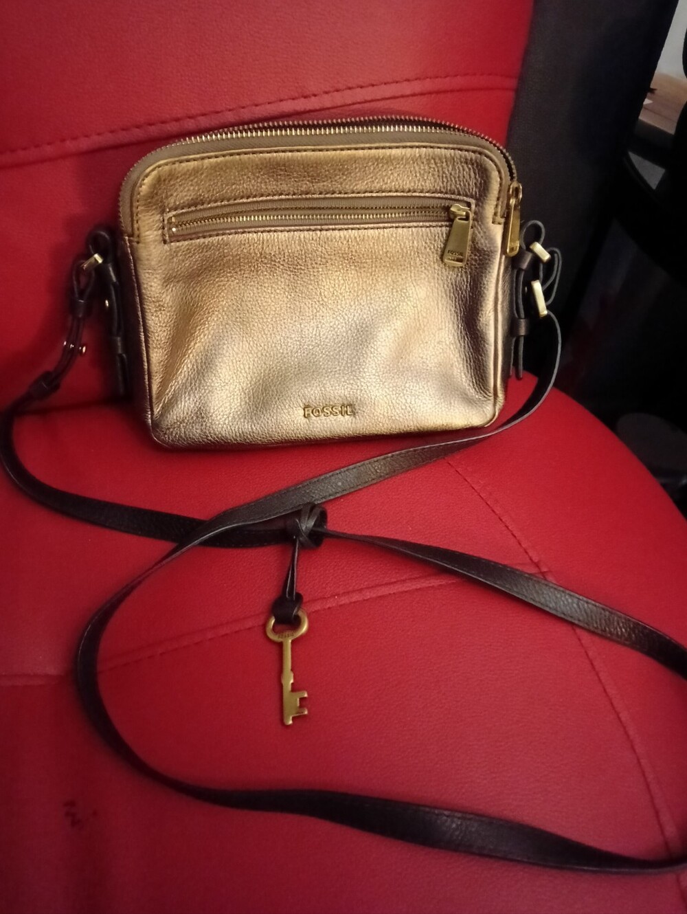 #F1 Fossil Piper Toaster Metallic Gold Leather Crossbody w/Fossil Key Charm